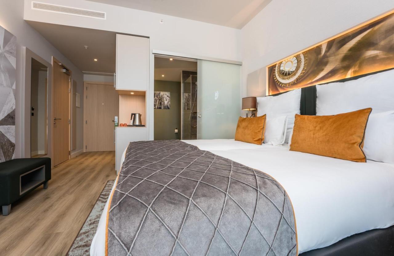 Leonardo Royal Hotel Barcelona Fira المظهر الخارجي الصورة