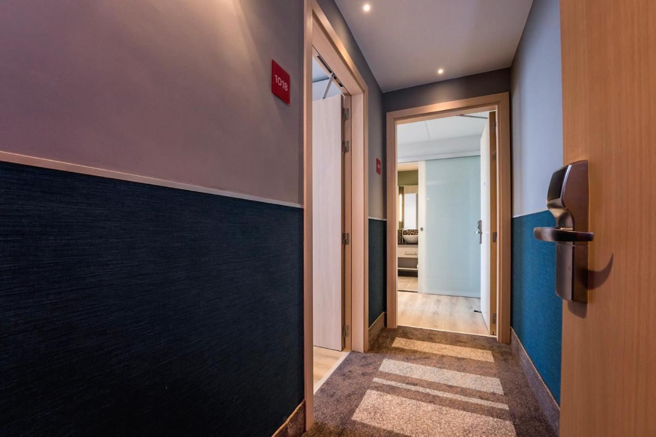 Leonardo Royal Hotel Barcelona Fira المظهر الخارجي الصورة